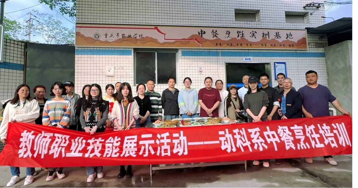 ��ѵ�Ŷӣ���һ���������Ӱ